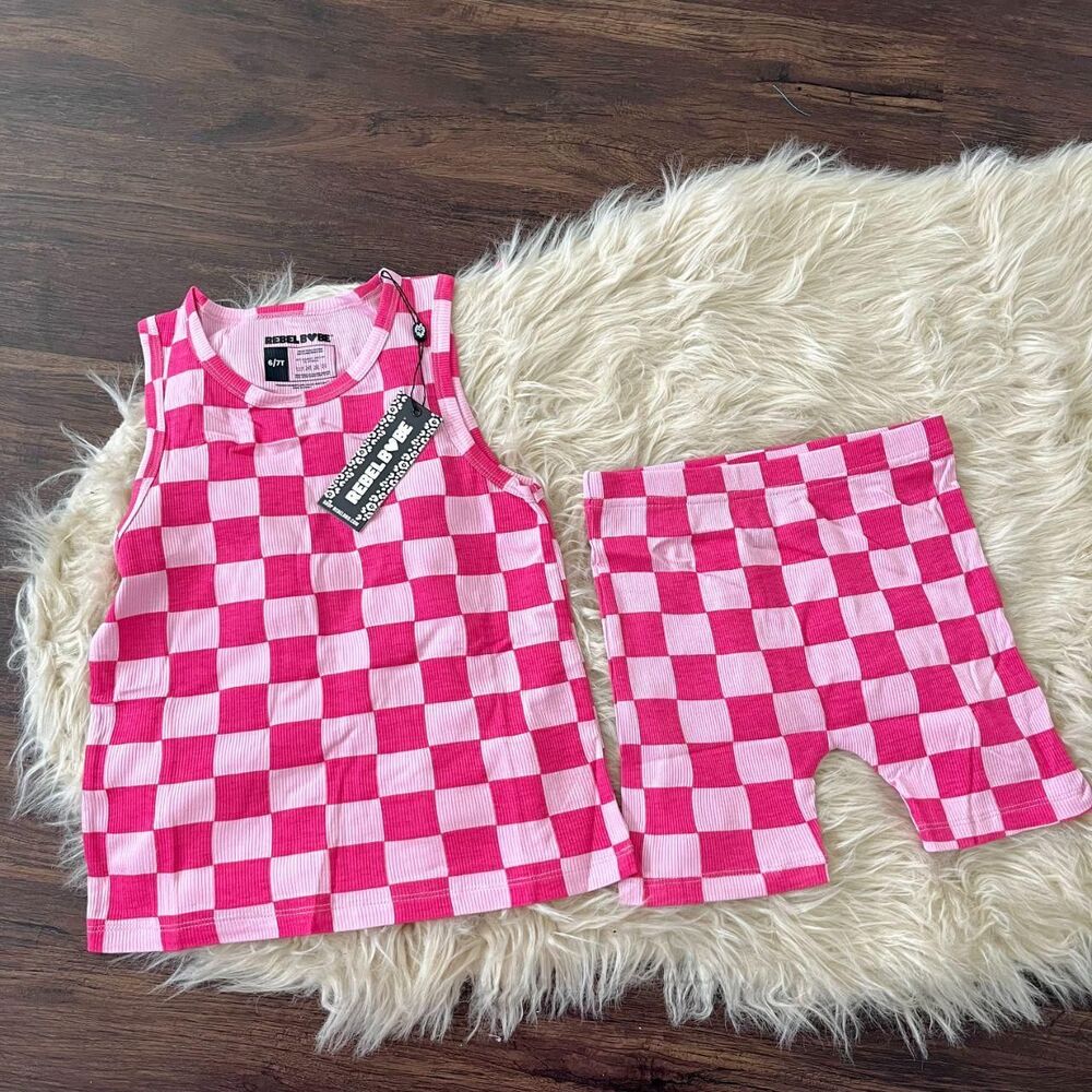 NWT Rebel Pro Tank + Biker Two Piece Set in Bubble Gum Checkered 6 / 7T